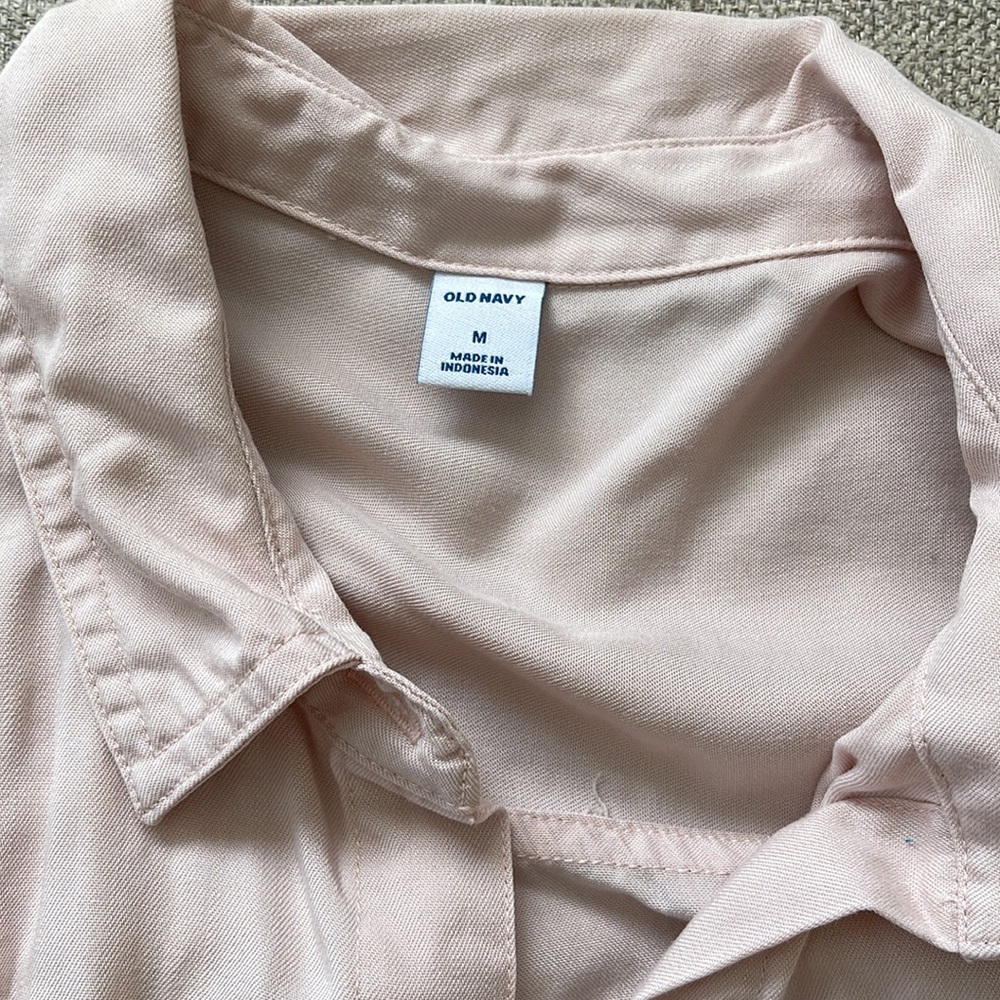 Pretty Pink Buttonup - Picture 2 of 2